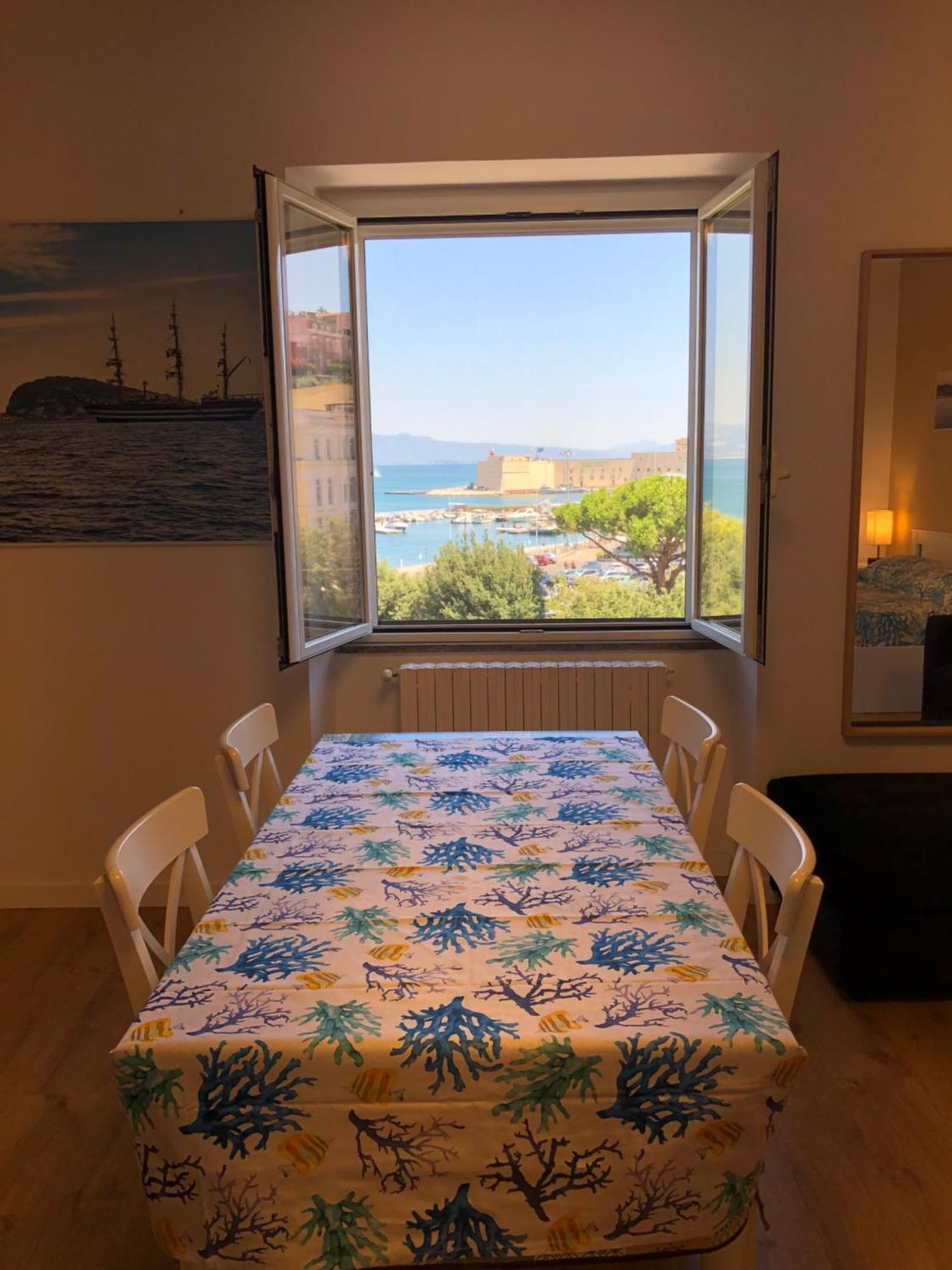 가에타 La Finestra Sul Mare 아파트 외부 사진